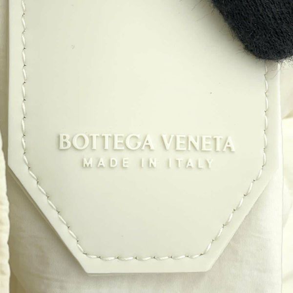 ボッテガヴェネタ ショルダーバッグ パデッド キャンディ カセット ナイロン 691018 BOTTEGA VENETA 白