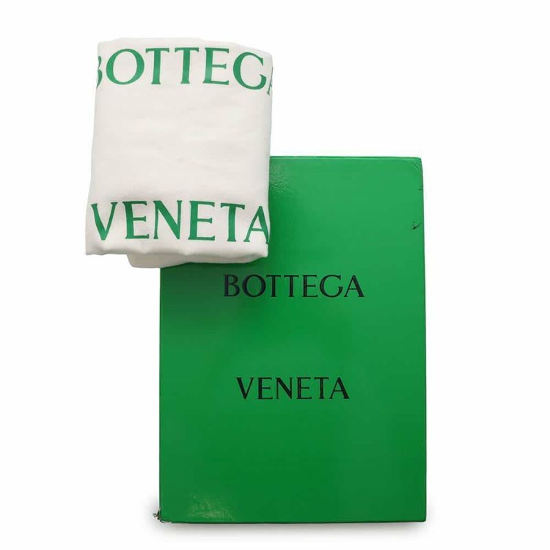 ボッテガヴェネタ ショルダーバッグ イントレチャート パデッド カセット ラムスキン 591970 BOTTEGA VENETA