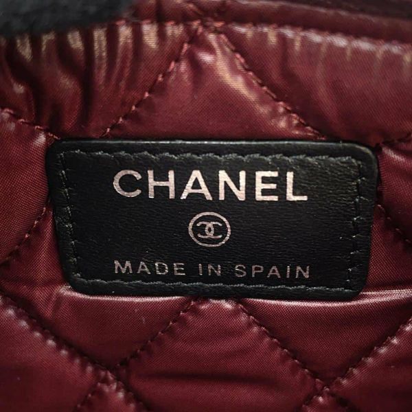 シャネル ミニポーチ マトラッセ ココマーク ラムスキン A82365 CHANEL 化粧ポーチ 黒