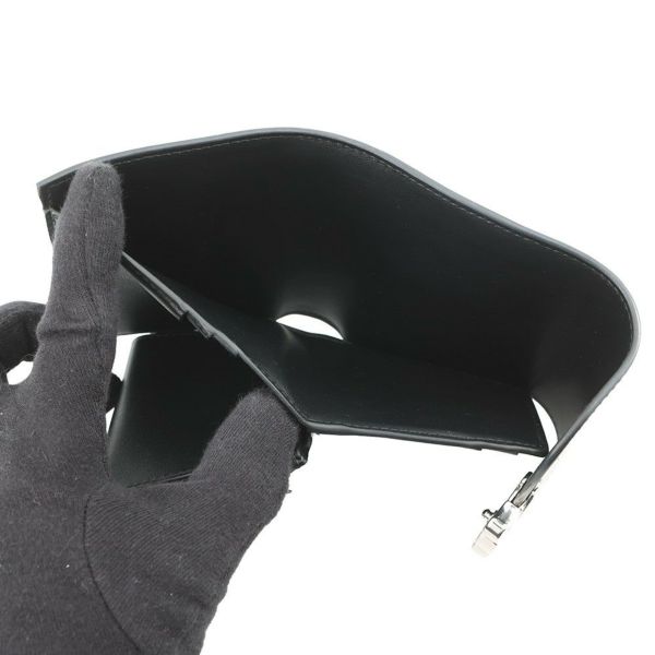 セリーヌ 三つ折り財布 トリオンフ スモール フラップウォレット 10D783DPV.38SI CELINE 黒