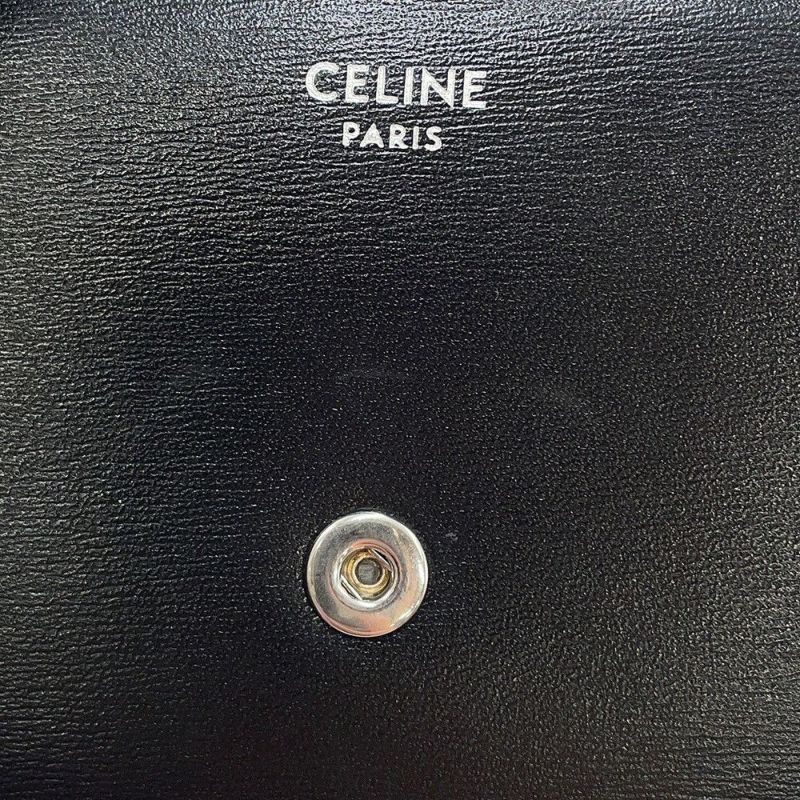 セリーヌ 三つ折り財布 トリオンフ スモール フラップウォレット 10D783DPV.38SI CELINE 黒