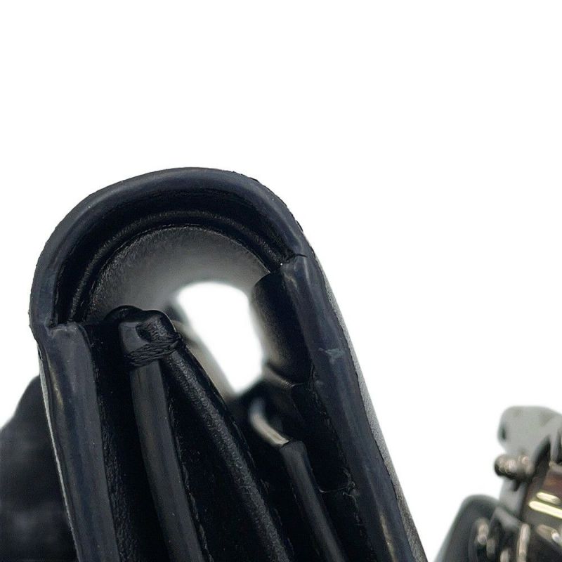 セリーヌ 三つ折り財布 トリオンフ スモール フラップウォレット 10D783DPV.38SI CELINE 黒
