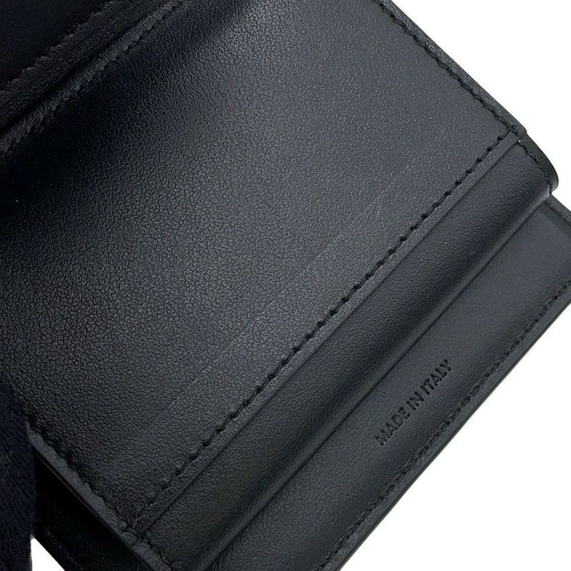 セリーヌ 三つ折り財布 トリオンフ スモール フラップウォレット 10D783DPV.38SI CELINE 黒