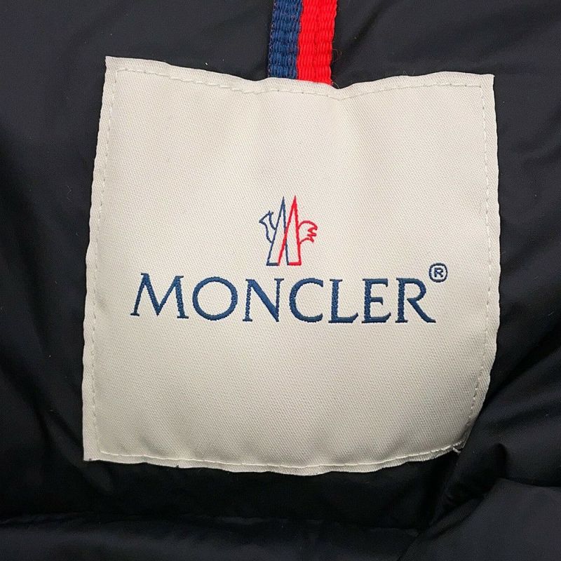 モンクレール ダウンジャケット AVOCE アヴォーチェ ナイロン J20931A00151539ZD レディースサイズ1 MONCLER 黒