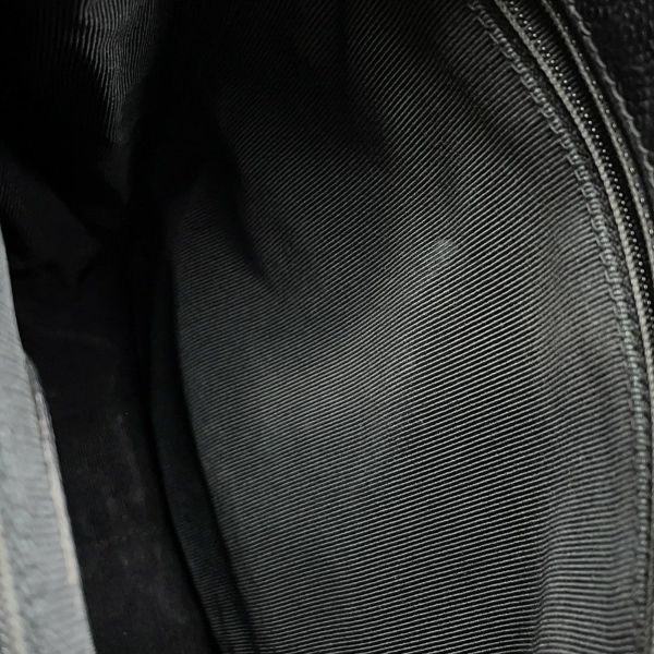 シャネル リュック トリプルココマーク キャビアスキン CHANEL バックパック バッグ 黒