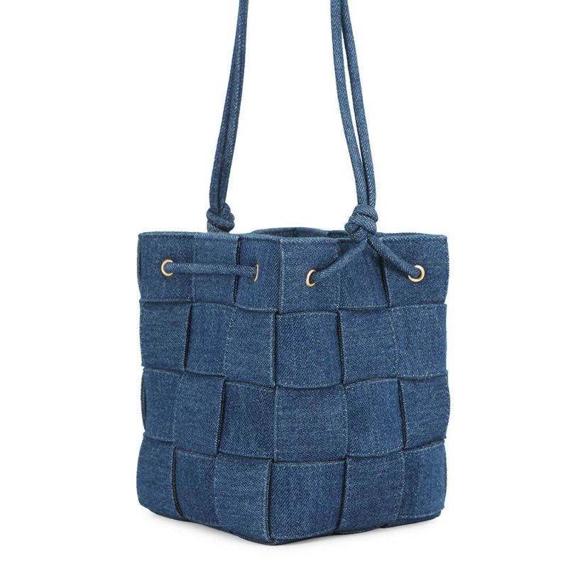 ボッテガヴェネタ ショルダーバッグ イントレチャート スモール カセット バケット デニム 743789 BOTTEGA VENETA