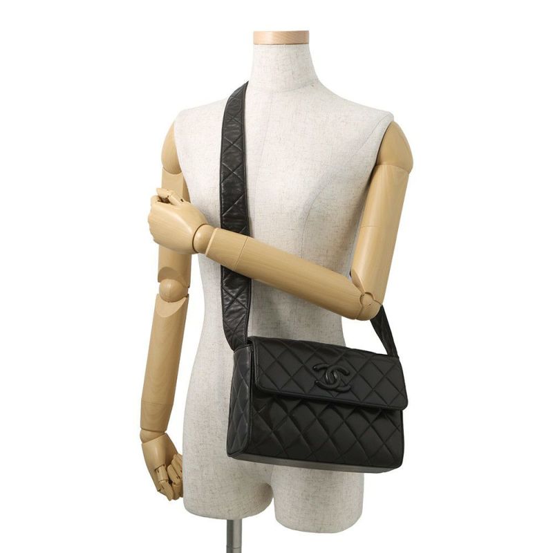 シャネル ショルダーバッグ ココマーク マトラッセ ラムスキン CHANEL ワンショルダー 黒