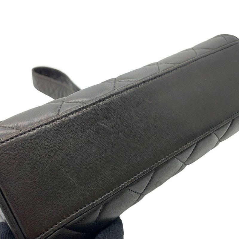 シャネル ショルダーバッグ ココマーク マトラッセ ラムスキン CHANEL ワンショルダー 黒