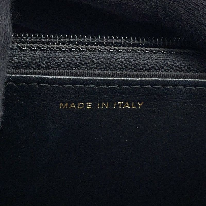 シャネル チェーンウォレット ボーイシャネル マトラッセ ココマーク キャビアスキン AP1117 CHANEL 財布 黒