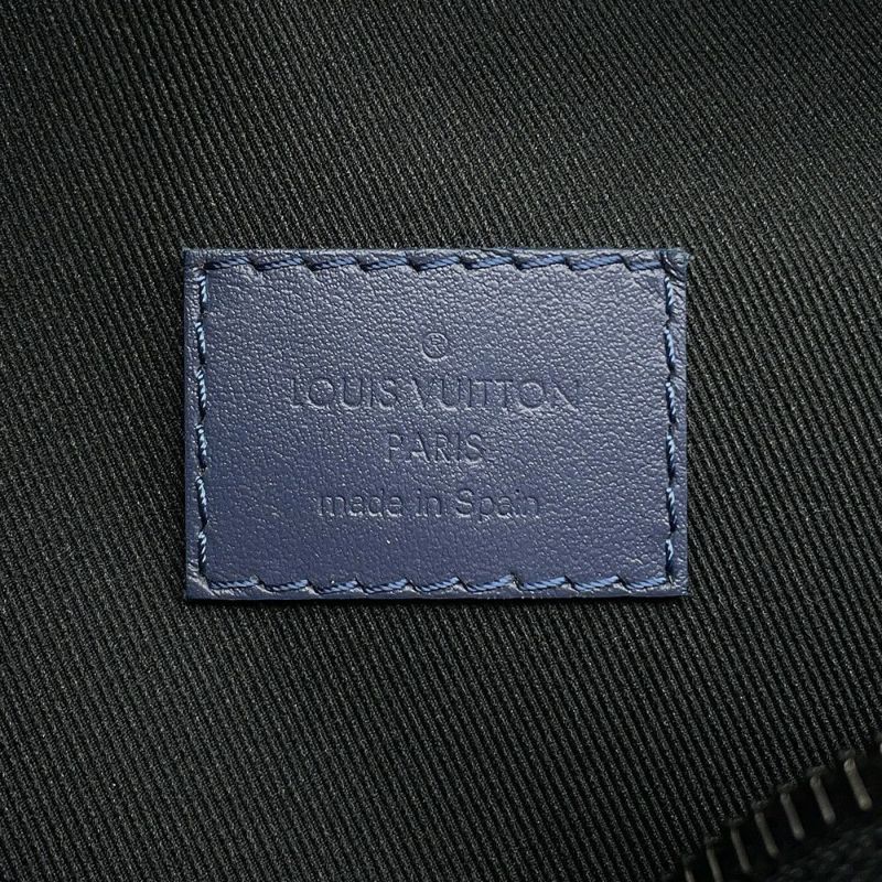 ルイヴィトン ボディバッグ モノグラム・シャドウ ディスカバリー・バムバッグPM M45729 ウエストバッグ 黒 ブラック