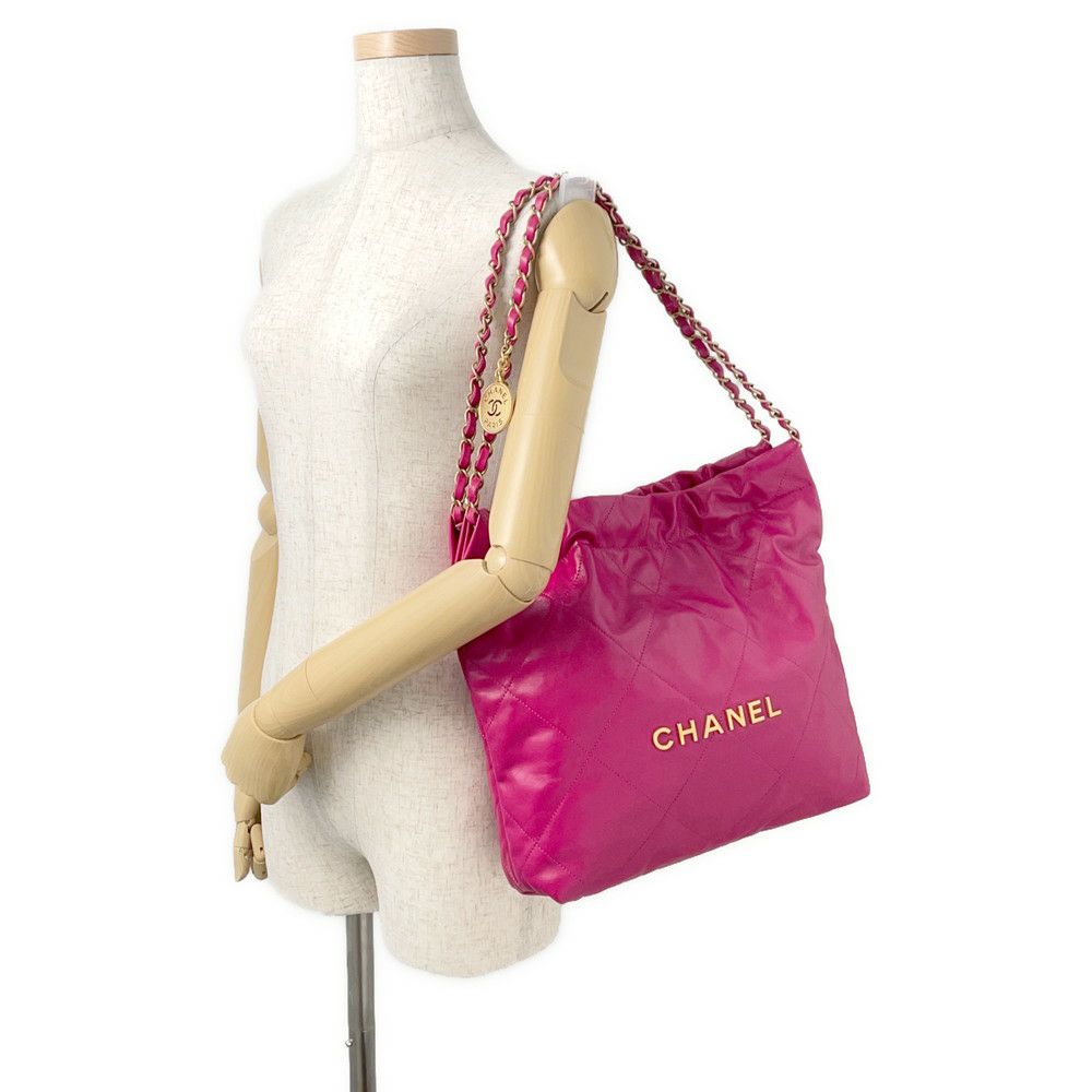 シャネル ハンドバッグ CHANEL 22 マトラッセ スモール シャイニーカーフレザー AS3260 ポーチ付き