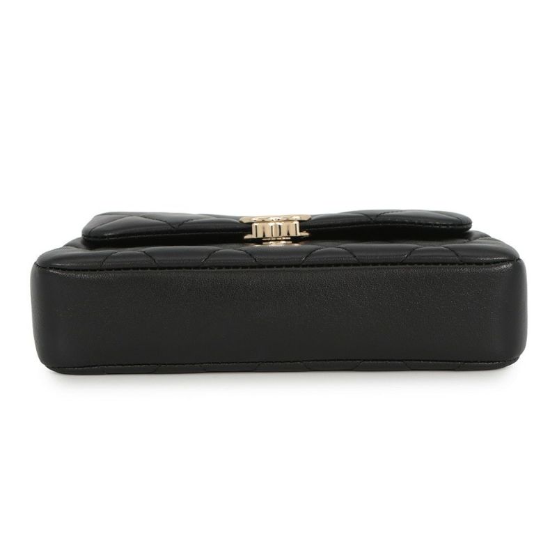 シャネル ショルダーバッグ マトラッセ ココマーク チェーンクラッチバッグ カーフレザー AP4593 CHANEL 黒