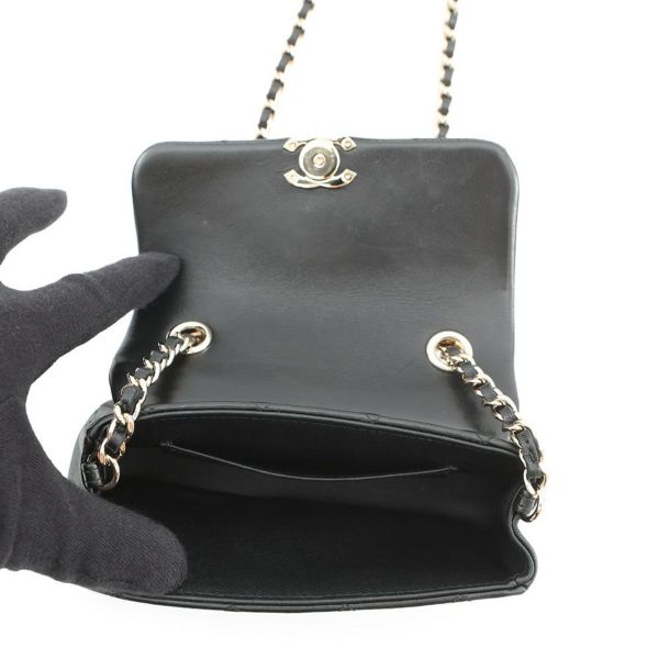 シャネル ショルダーバッグ マトラッセ ココマーク チェーンクラッチバッグ カーフレザー AP4593 CHANEL 黒