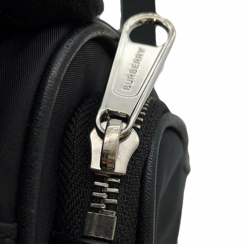 バーバリー ショルダーバッグ ロゴ ナイロン 8049094 BURBERRY バッグ 斜め掛け 黒