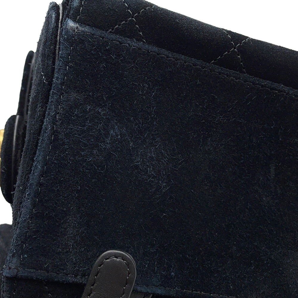 シャネル リュック CHANEL 25 ミディアム バックパック マトラッセ ココマーク スウェード AS5600 2025/26年秋冬 黒