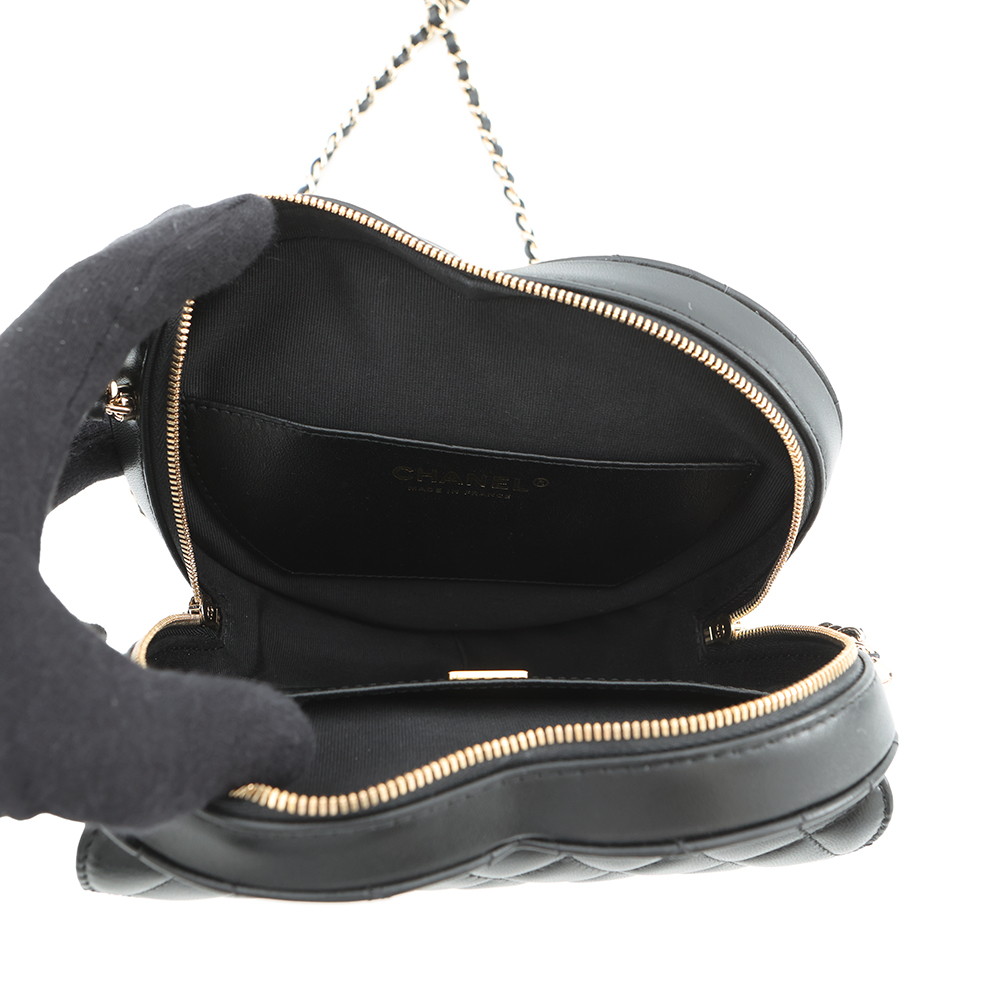 シャネル チェーンショルダーバッグ マトラッセ ハートシェイプ ラムスキン AS3191 CHANEL バッグ 黒