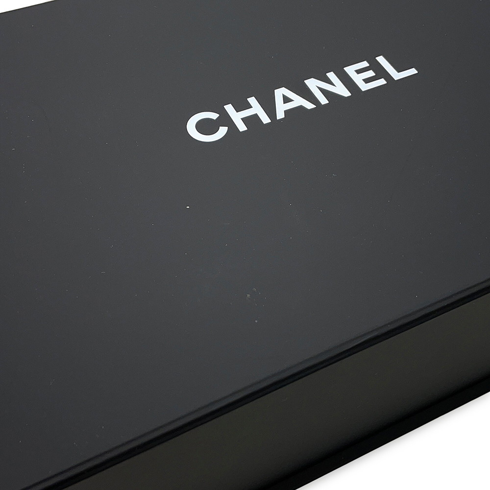 シャネル チェーンショルダーバッグ マトラッセ ハートシェイプ ラムスキン AS3191 CHANEL バッグ 黒