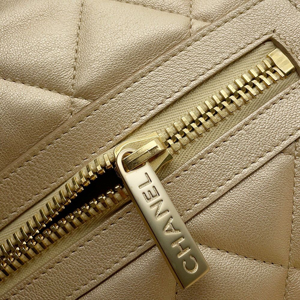 シャネル ハンドバッグ コココクーン マトラッセ ココマーク ラムスキン CHANEL バッグ ミニボストンバッグ