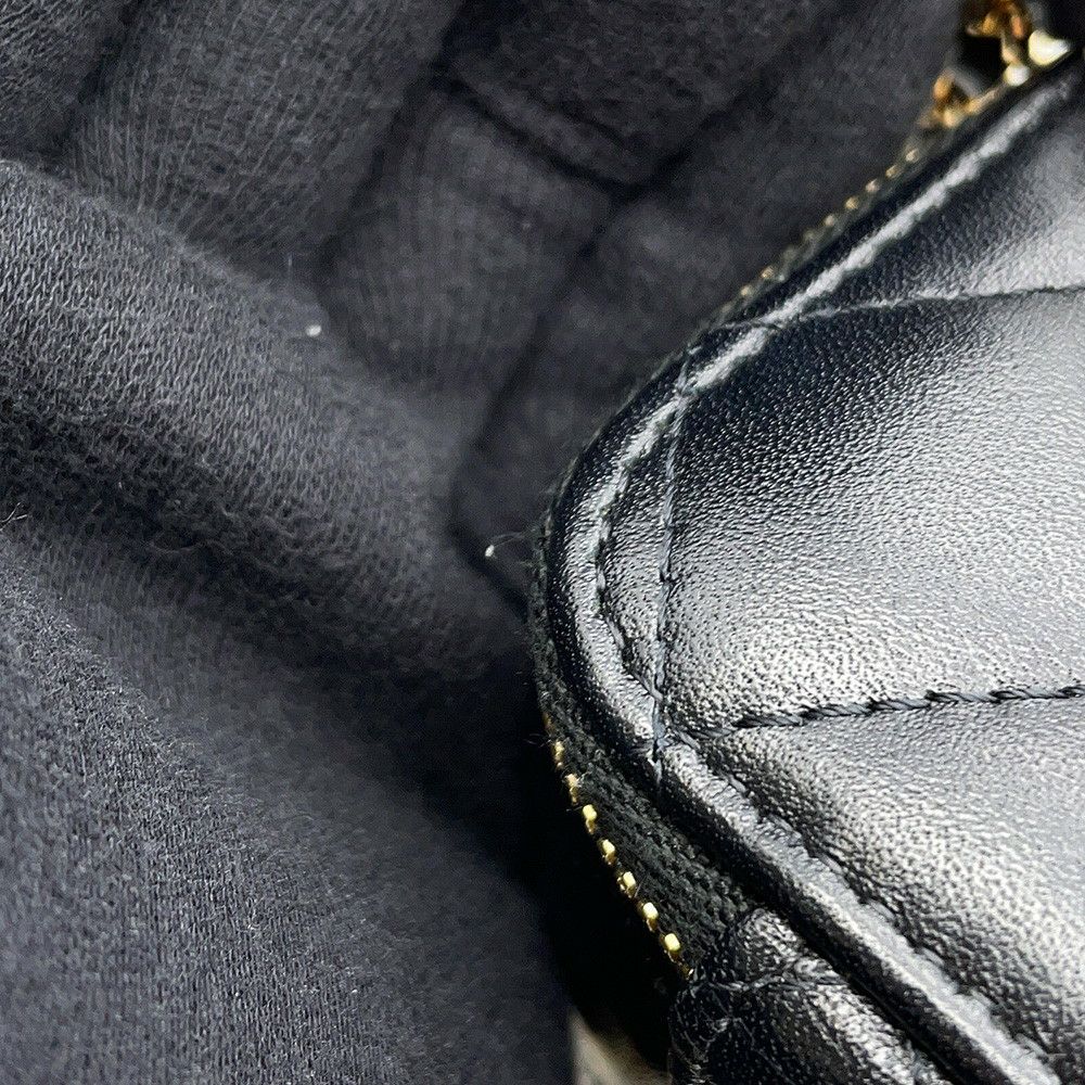 シャネル チェーンショルダーバッグ マトラッセ ココマーク ハートチェーン バニティバッグ ラムスキン CHANEL 黒