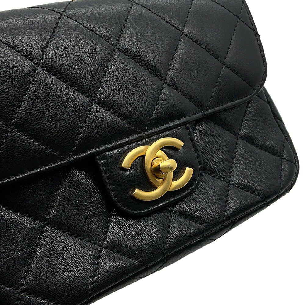 シャネル チェーンショルダーバッグ ココマーク マトラッセ ラムスキン AS3950 CHANEL 黒