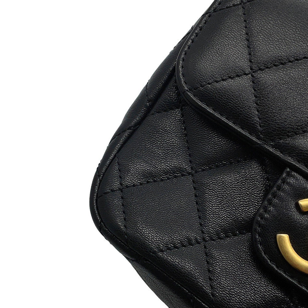 シャネル チェーンショルダーバッグ ココマーク マトラッセ ラムスキン AS3950 CHANEL 黒