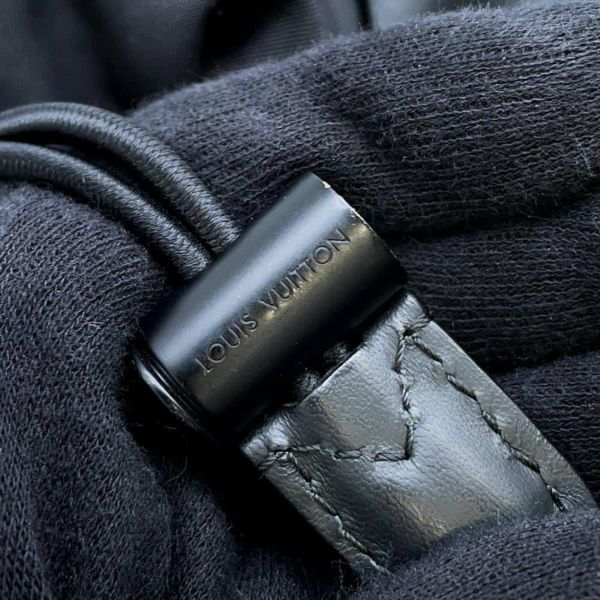 ルイヴィトン リュック モノグラム・シャドウ ディスカバリー・バックパック M43680 ブラック 黒