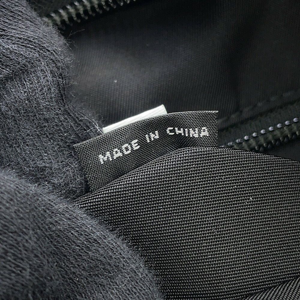 プラダ ボディバッグ トライアングルロゴ ナイロン 2VL005 PRADA