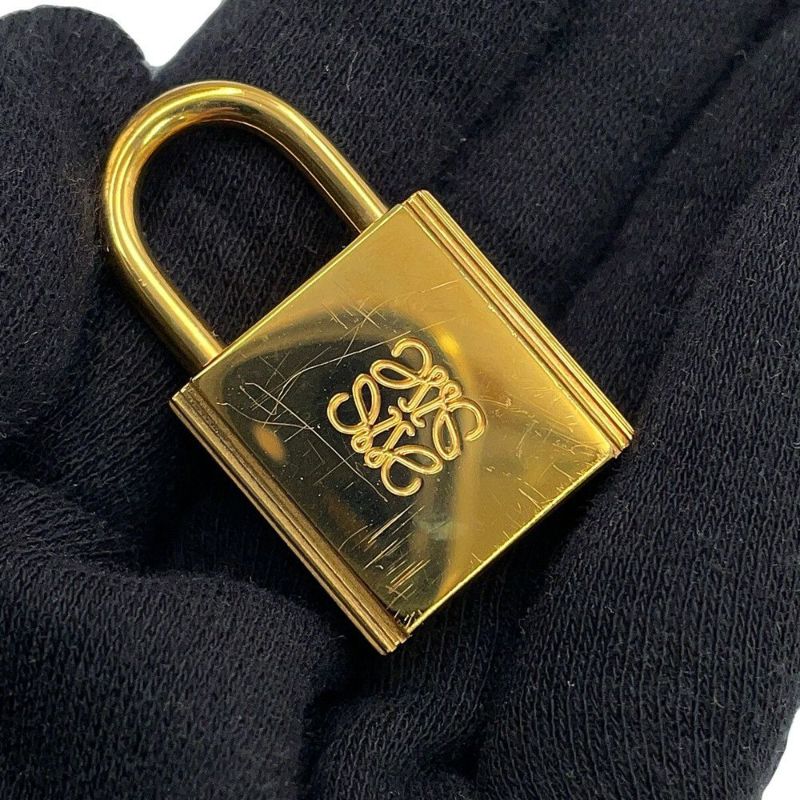 ロエベ ハンドバッグ アマソナ28 ナパカーフレザー A039N08X01 LOEWE 2way 黒