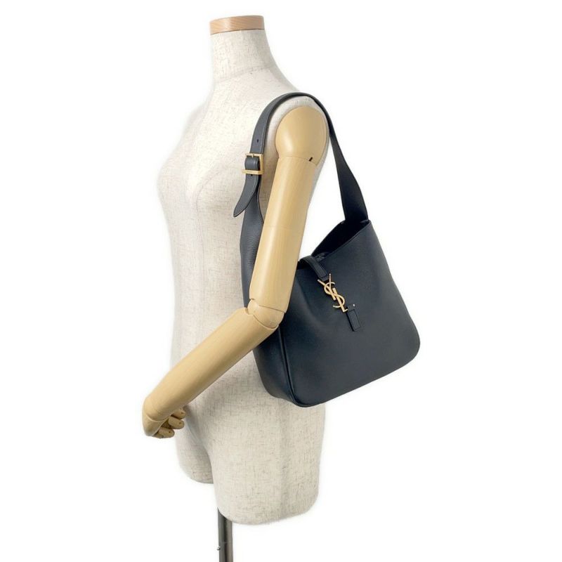 サンローランパリ ショルダーバッグ LE 5 A 7 ソフト カーフレザー 713938 SAINT LAURENT PARIS 黒