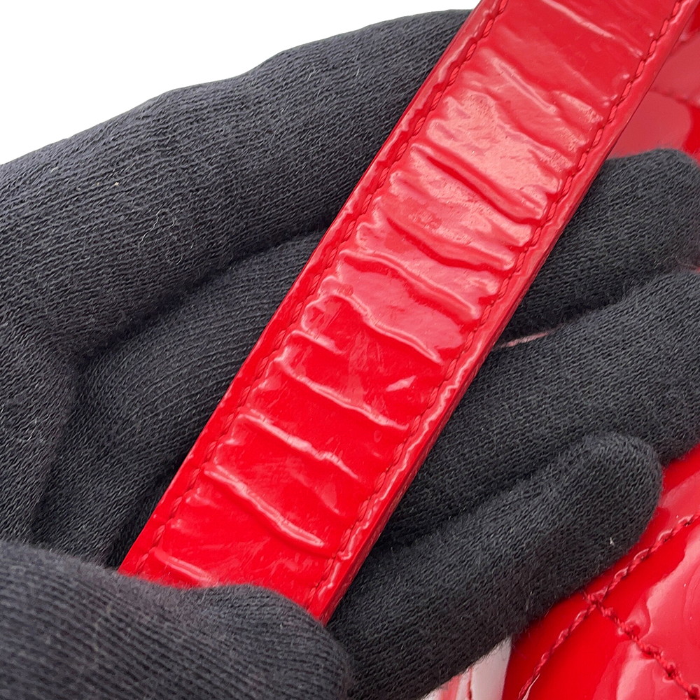 シャネル チェーンショルダーバッグ ボーイシャネル ラージ マトラッセ ココマーク パテント A92193 CHANEL