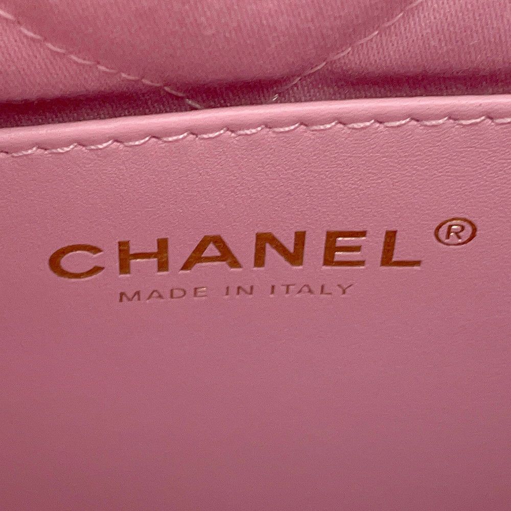 シャネル ハンドバッグ CHANEL 22 ミニ ココマーク マトラッセ シャイニーカーフレザー AS3980 CHANEL 2way