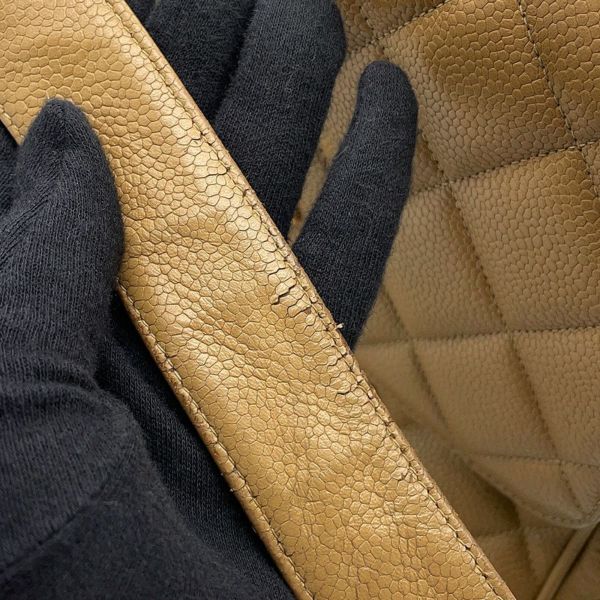 シャネル チェーンショルダーバッグ デカココ ココマーク マトラッセ キャビアスキン CHANEL