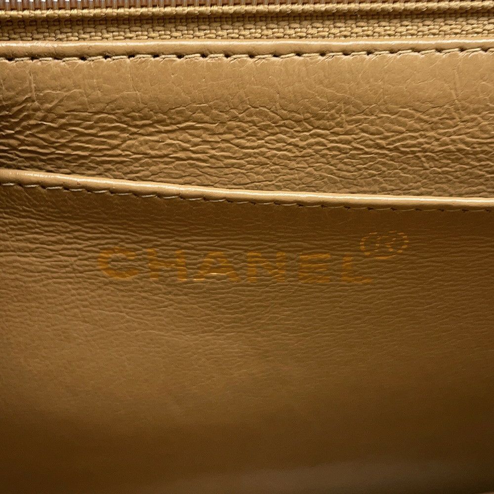 シャネル チェーンショルダーバッグ デカココ ココマーク マトラッセ キャビアスキン CHANEL