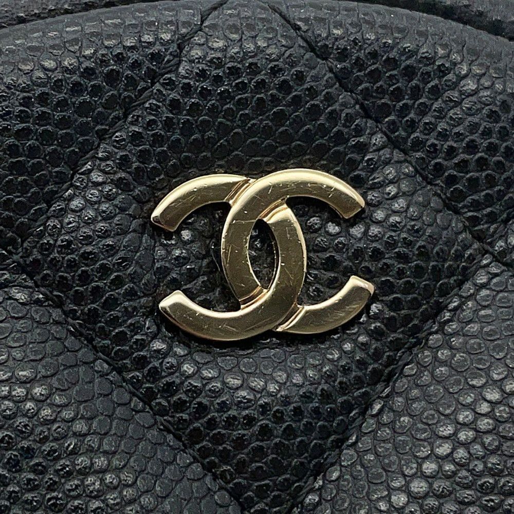 シャネル チェーンショルダーバッグ マトラッセ ココマーク ラウンド キャビアスキン A70657 CHANEL 黒