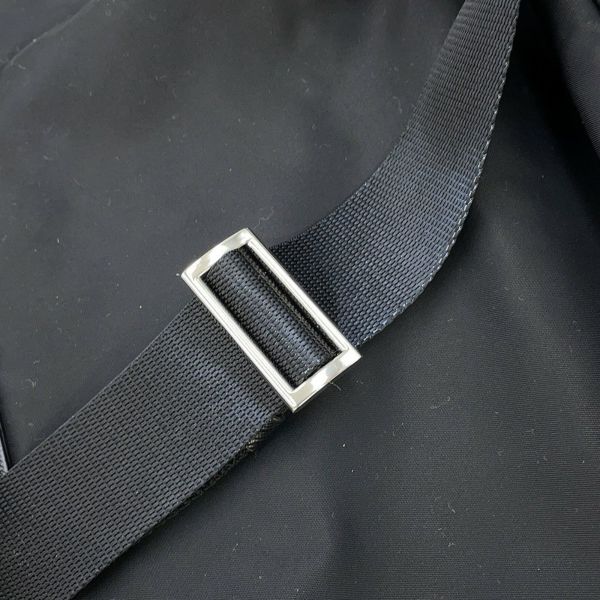プラダ リュック ポーチ付き Re-Nylon バックパック ナイロン 1BZ811 PRADA バッグ リュックサック 黒
