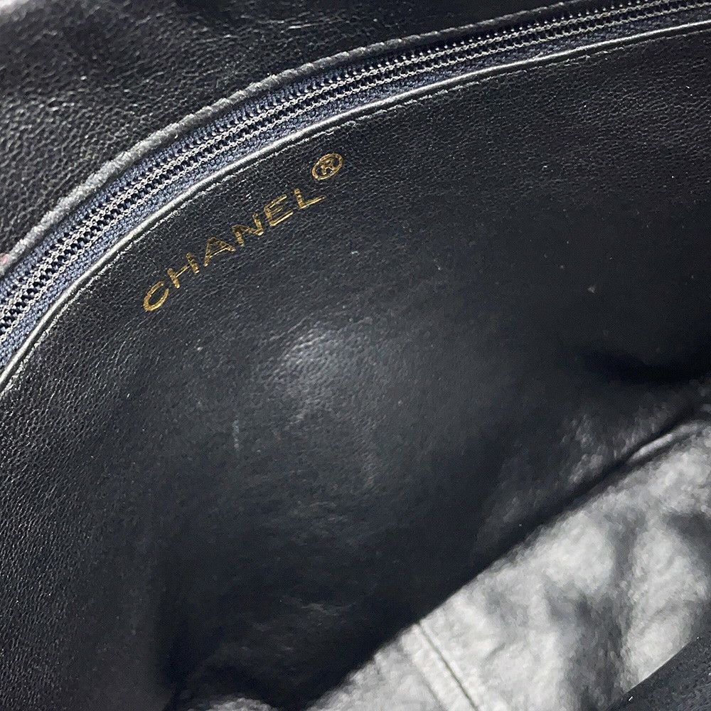 シャネル チェーンショルダーバッグ ココマーク マトラッセ フリンジ ラムスキン CHANEL 黒