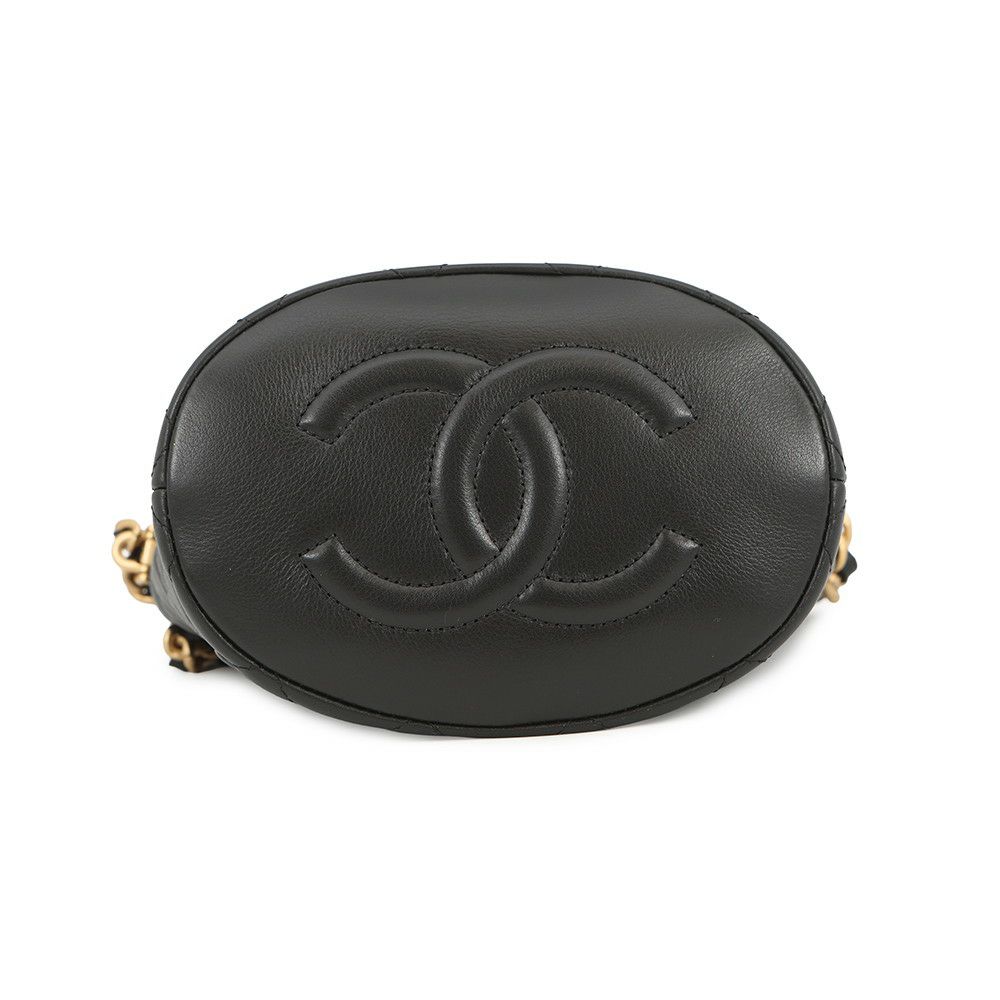 シャネル チェーンショルダーバッグ バケット ココマーク マトラッセ ラムスキン AS3946 CHANEL ポーチ付き 黒