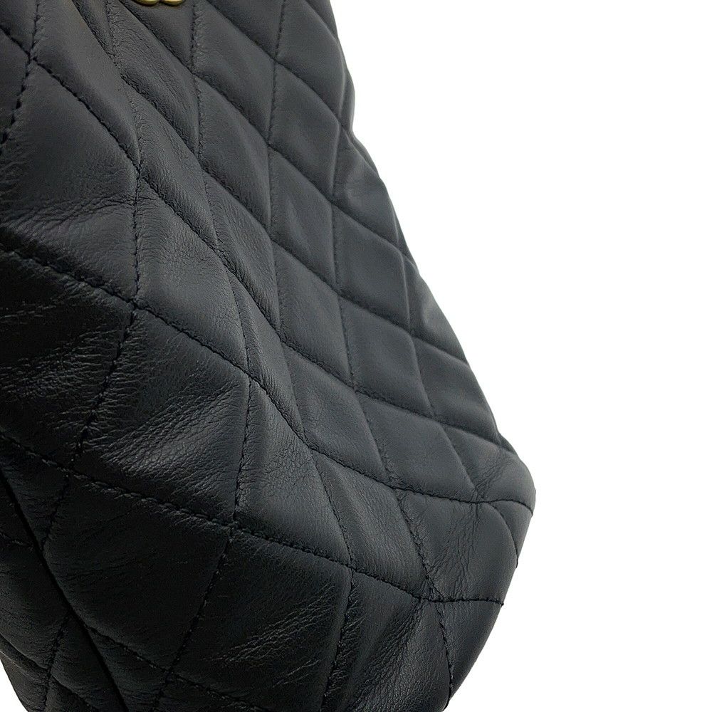 シャネル チェーンショルダーバッグ バケット ココマーク マトラッセ ラムスキン AS3946 CHANEL ポーチ付き 黒