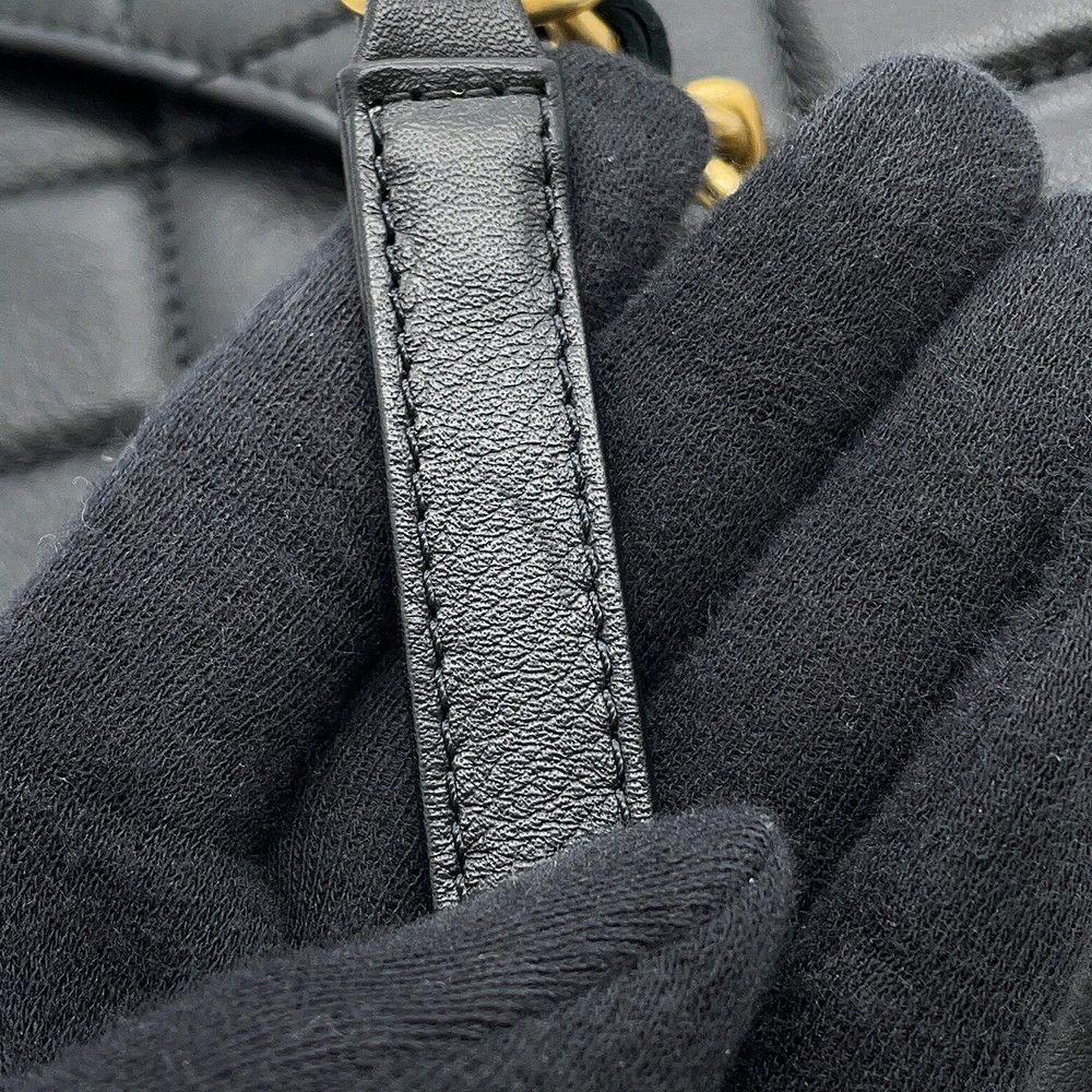 シャネル チェーンショルダーバッグ バケット ココマーク マトラッセ ラムスキン AS3946 CHANEL ポーチ付き 黒