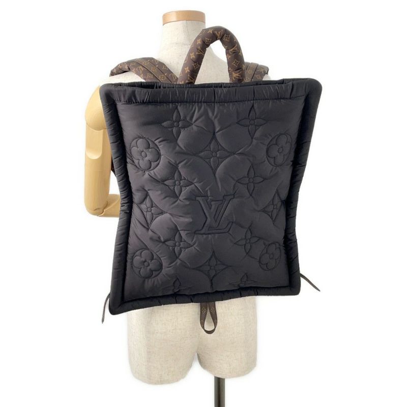 ルイヴィトン リュック リサイクルナイロン/モノグラム LV ピローバックパック M58981 LOUIS VUITTON ブラック 黒