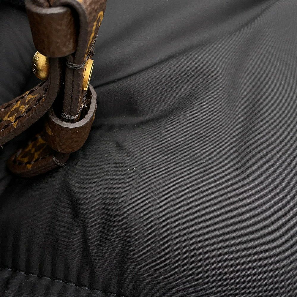 ルイヴィトン リュック リサイクルナイロン/モノグラム LV ピローバックパック M58981 LOUIS VUITTON ブラック 黒