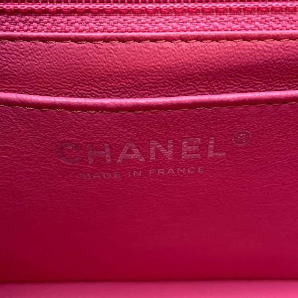 シャネル チェーンショルダーバッグ ココマーク ミニ マトラッセ ラムスキン A69900 CHANEL フラップ バッグ