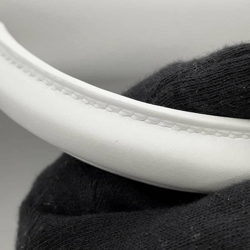 エルメス ハンドバッグ ケリー28 内縫い ホワイト/ゴールド金具 スイフト L刻印 2wayショルダー 白