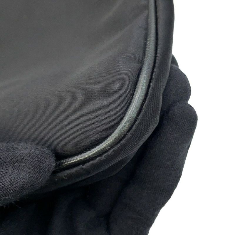 プラダ ショルダーバッグ メッセンジャーバッグ ナイロン PRADA 黒