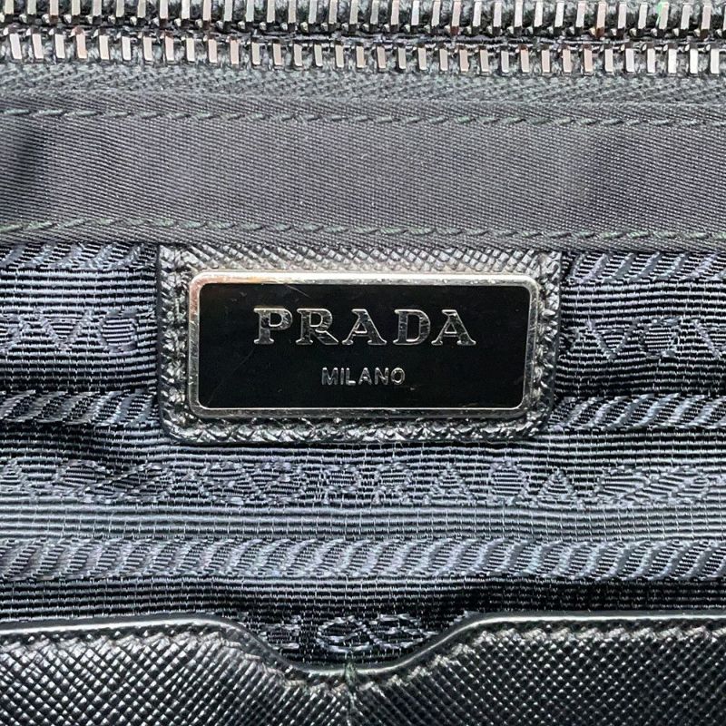 プラダ ショルダーバッグ メッセンジャーバッグ ナイロン PRADA 黒