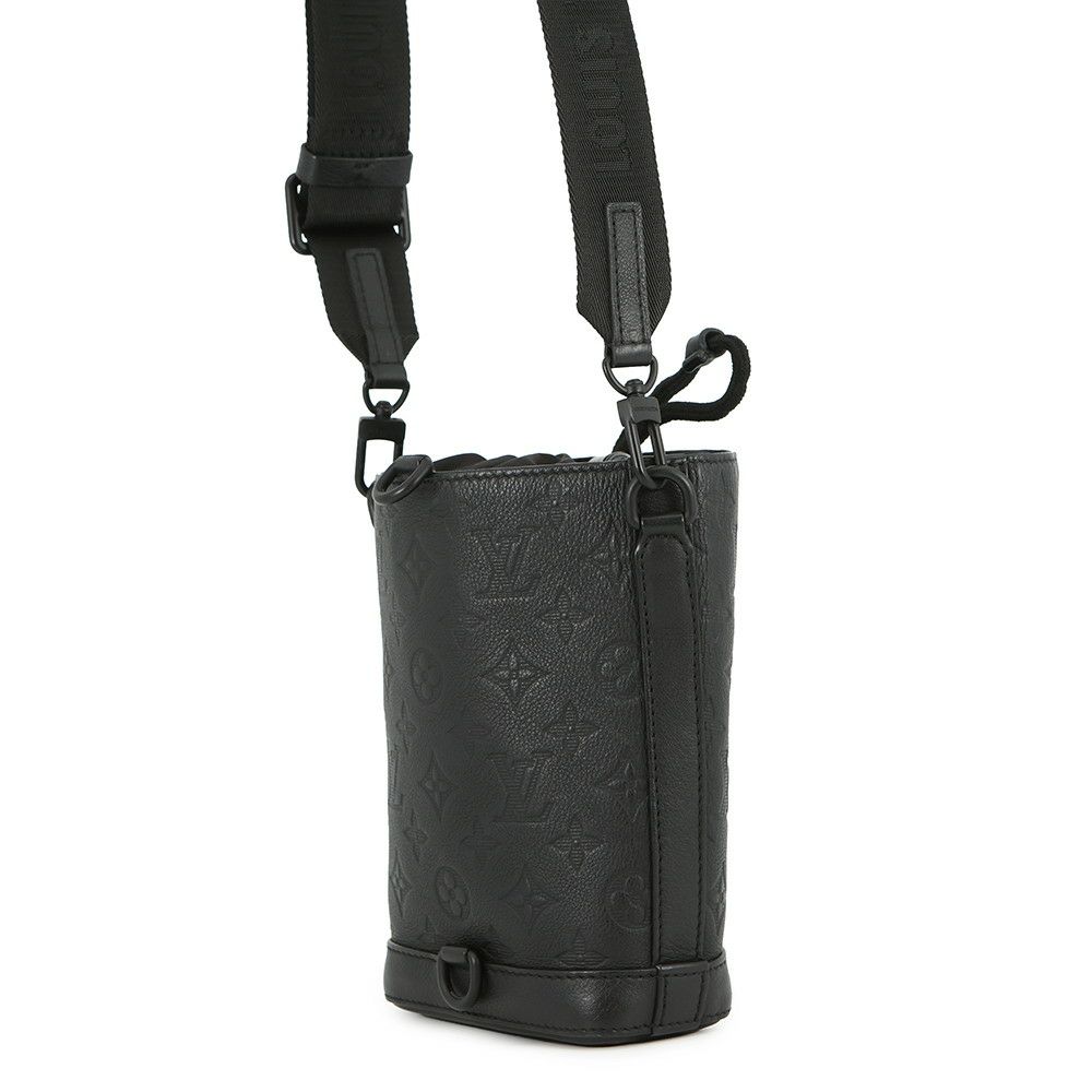 ルイヴィトン ショルダーバッグ モノグラム・シャドウ ノエ・スリング M82248 ボディバッグ ブラック 黒