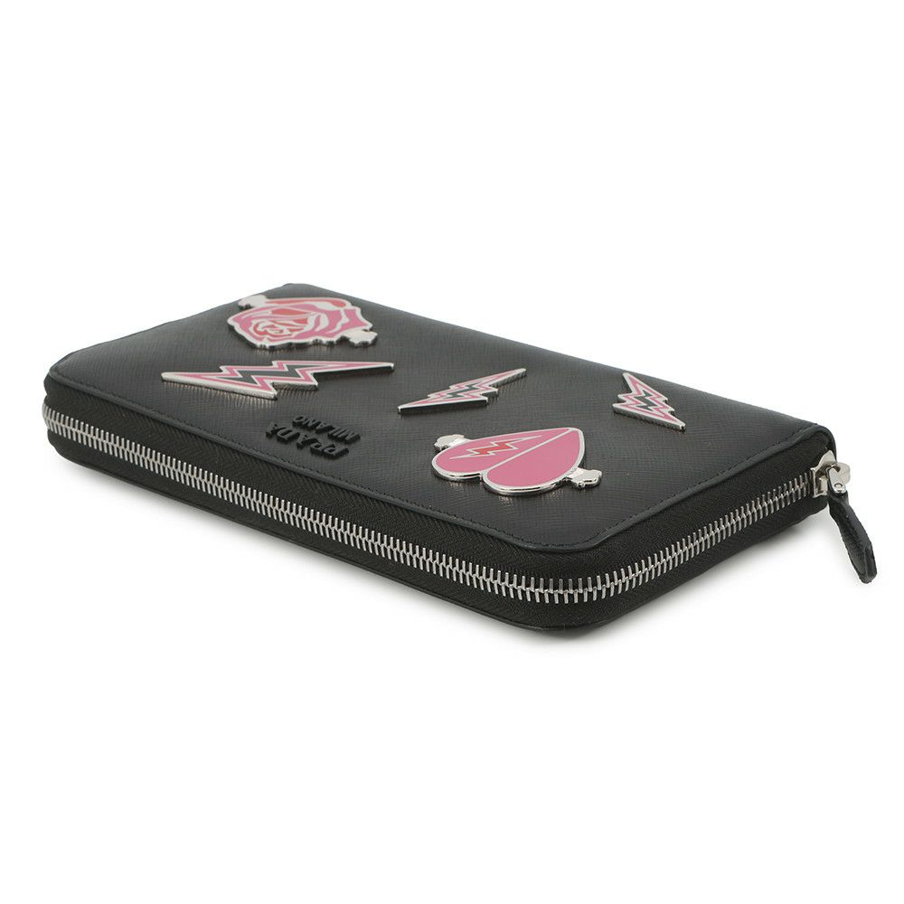 プラダ 長財布 ラウンドファスナー メタル ハート ローズ サフィアーノ レザー 1ML506 PRADA 財布 黒