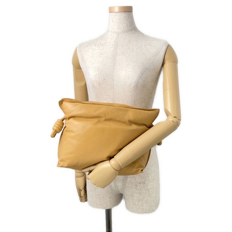 ロエベ ショルダーバッグ パファー フラメンコ クラッチ A411FC1X67 LOEWE 2wayクラッチバッグ