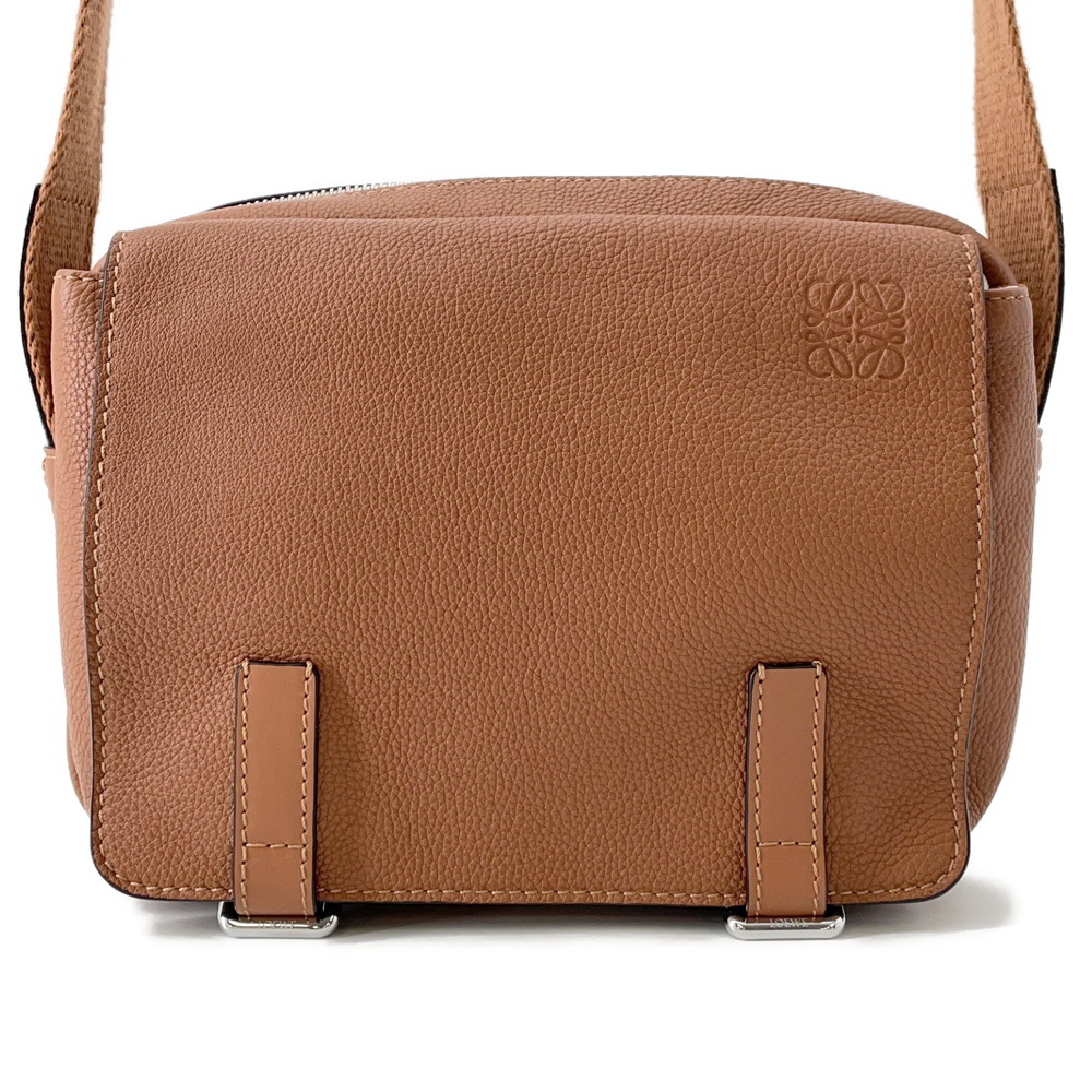 ロエベ ショルダーバッグ ミリタリー メッセンジャーXS レザー 317.12AA72 LOEWE ブラウン