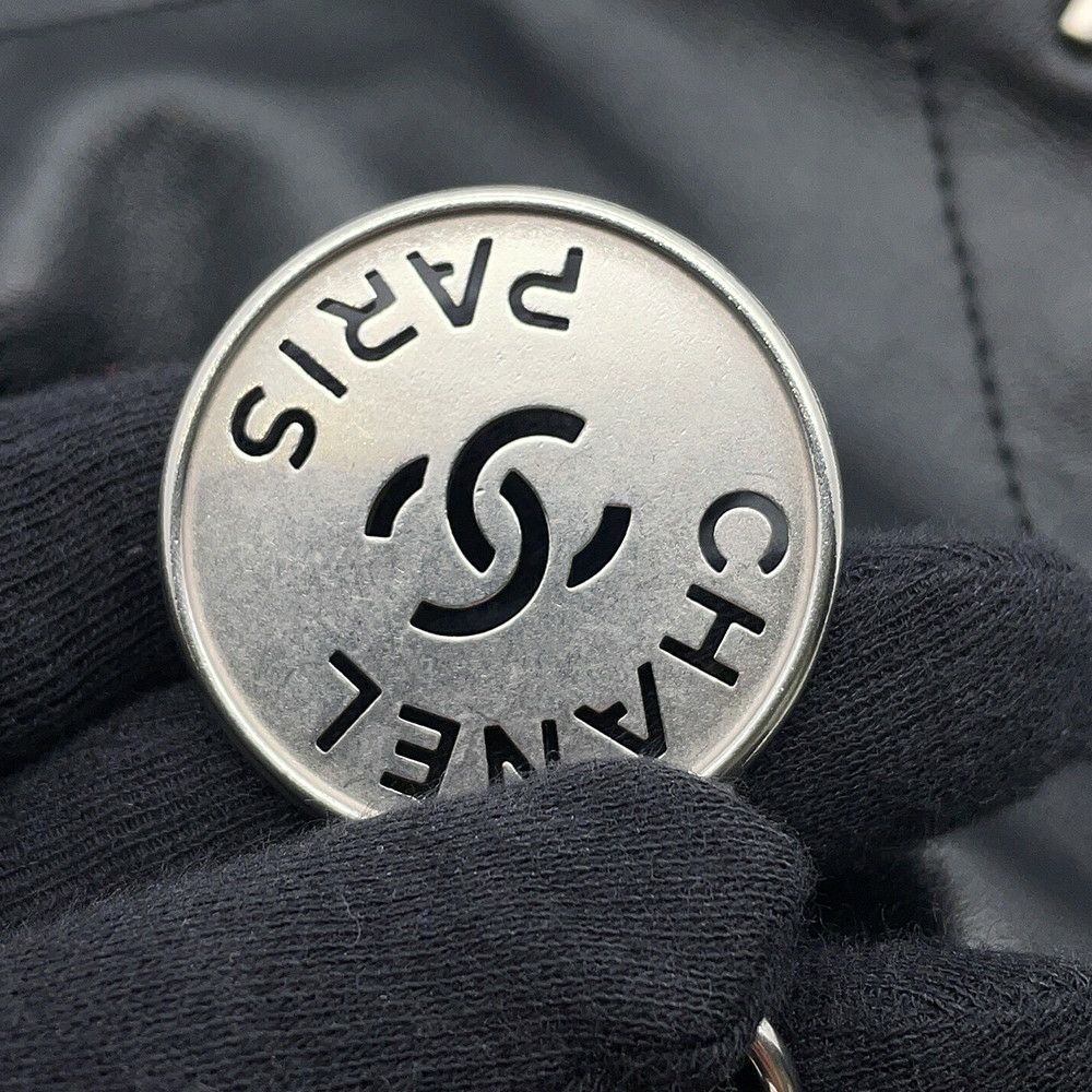 シャネル ハンドバッグ CHANEL 22 ミニ ココマーク シャイニーカーフレザー AS3980 CHANEL 2way 黒